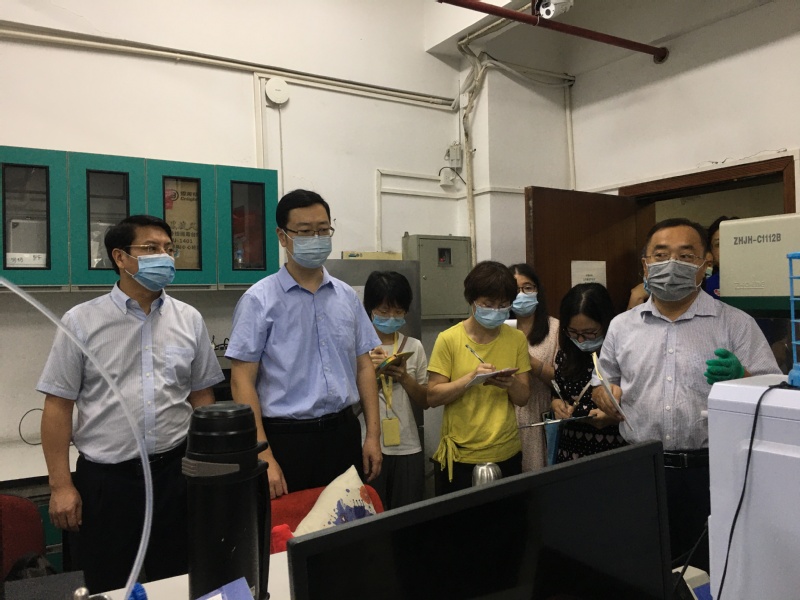 BETVLCTOR伟德官方网站邀请教育部专家莅临现场指导实验室安全工作